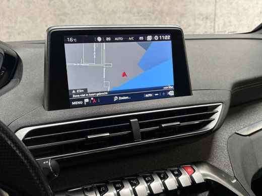Peugeot 3008 1.2 PureTech GT-Line Automaat (PANORAMADAK, APPLE CARPLAY, 360 CAMERA, LEDER, KEYLESS, SPORTSTOEL... ActivLease financial lease