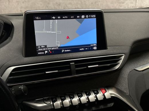 Peugeot 3008 1.2 PureTech GT-Line Automaat (PANORAMADAK, APPLE CARPLAY, 360 CAMERA, LEDER, KEYLESS, SPORTSTOEL... ActivLease financial lease