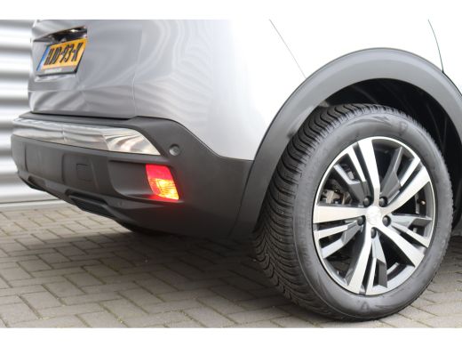 Peugeot 3008 1.6 HYBRID 225PK ALLURE PACK AUTOMAAT / NAVI / LEDER / CLIMA / LED / PDC / 18" LMV / CAMERA / KEY... ActivLease financial lease