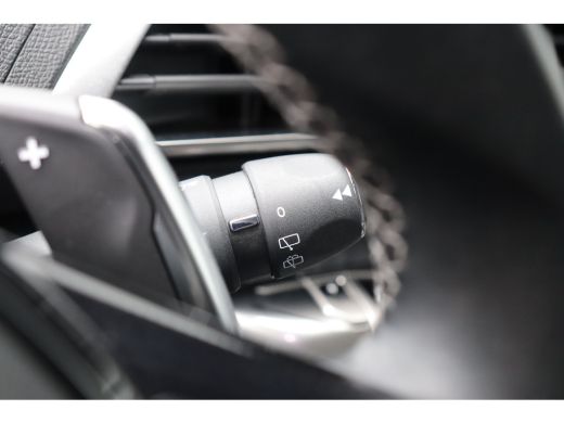 Peugeot 3008 1.6 HYBRID 225PK ALLURE PACK AUTOMAAT / NAVI / LEDER / CLIMA / LED / PDC / 18" LMV / CAMERA / KEY... ActivLease financial lease