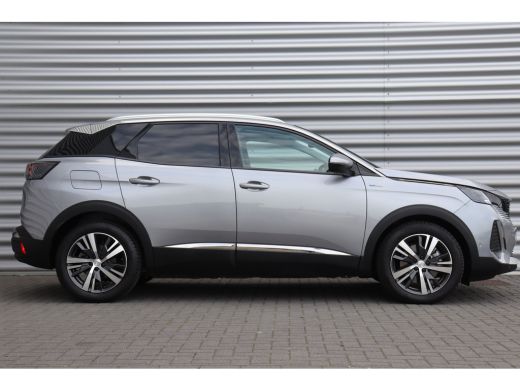 Peugeot 3008 1.6 HYBRID 225PK ALLURE PACK AUTOMAAT / NAVI / LEDER / CLIMA / LED / PDC / 18" LMV / CAMERA / KEY... ActivLease financial lease