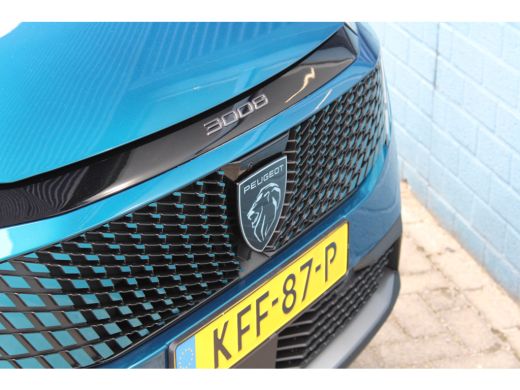 Peugeot 3008 1.6 plug-in Hybrid 195 GT | Achterbank in delen neerklapbaar | Achteruitrij assistent | Achteruit... ActivLease financial lease