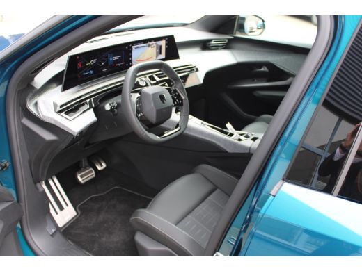 Peugeot 3008 1.6 plug-in Hybrid 195 GT | Achterbank in delen neerklapbaar | Achteruitrij assistent | Achteruit... ActivLease financial lease