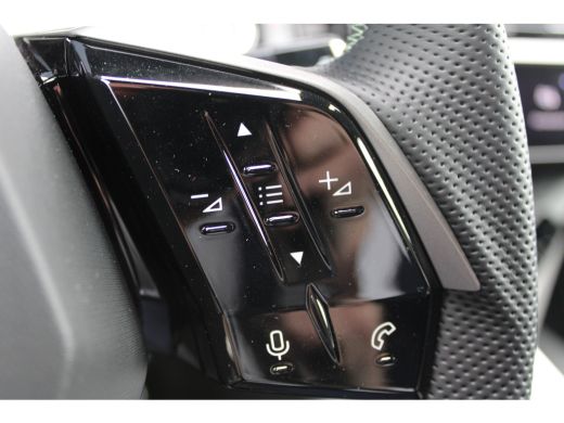 Peugeot 3008 1.6 plug-in Hybrid 195 GT | Achterbank in delen neerklapbaar | Achteruitrij assistent | Achteruit... ActivLease financial lease