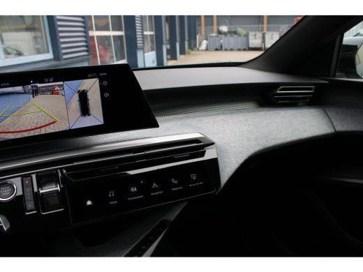 Peugeot 3008 1.6 plug-in Hybrid 195 GT | Achterbank in delen neerklapbaar | Achteruitrij assistent | Achteruit... ActivLease financial lease