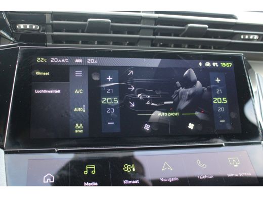 Peugeot 308 SW 1.2 Hybrid 136 e-DCS6 GT | Afn. Trekhaak | Navi | Camera | Voorruitverwarming | Carplay | Adap... ActivLease financial lease