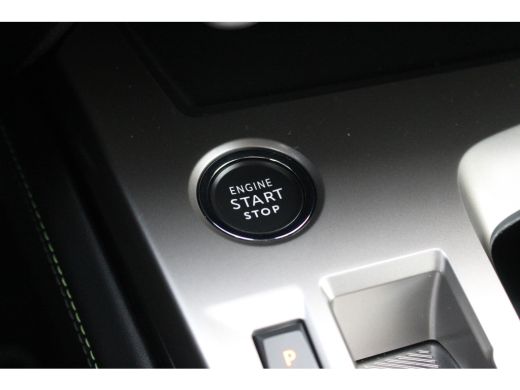 Peugeot 308 SW 1.2 Hybrid 136 e-DCS6 GT | Afn. Trekhaak | Navi | Camera | Voorruitverwarming | Carplay | Adap... ActivLease financial lease