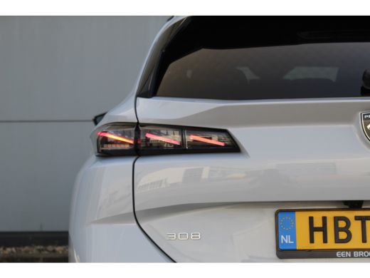 Peugeot 308 SW 1.2 Hybrid 136 e-DCS6 GT | Afn. Trekhaak | Navi | Camera | Voorruitverwarming | Carplay | Adap... ActivLease financial lease