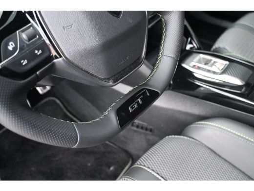 Peugeot e-2008 EV GT 54 kWh 98,1%SOH! | Warmtepomp | Drive Assist Pack | Allseason | Navigatie | Achteruitrijcam... ActivLease financial lease