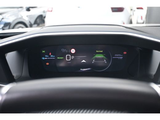 Peugeot e-2008 EV GT 54 kWh 98,1%SOH! | Warmtepomp | Drive Assist Pack | Allseason | Navigatie | Achteruitrijcam... ActivLease financial lease
