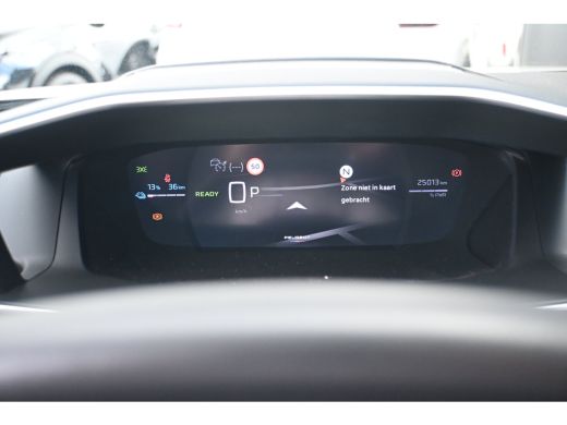 Peugeot e-2008 EV GT 54 kWh 98,1%SOH! | Warmtepomp | Drive Assist Pack | Allseason | Navigatie | Achteruitrijcam... ActivLease financial lease