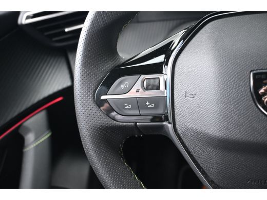 Peugeot e-2008 EV GT 54 kWh 98,1%SOH! | Warmtepomp | Drive Assist Pack | Allseason | Navigatie | Achteruitrijcam... ActivLease financial lease