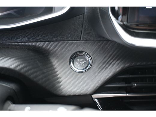 Peugeot e-2008 EV GT 54 kWh 98,1%SOH! | Warmtepomp | Drive Assist Pack | Allseason | Navigatie | Achteruitrijcam... ActivLease financial lease