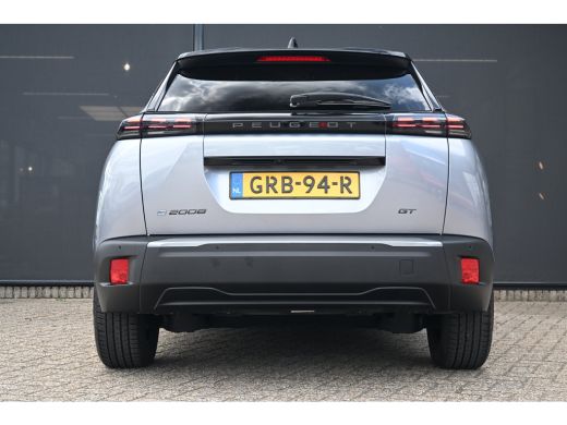Peugeot e-2008 EV GT 54 kWh 98,1%SOH! | Warmtepomp | Drive Assist Pack | Allseason | Navigatie | Achteruitrijcam... ActivLease financial lease