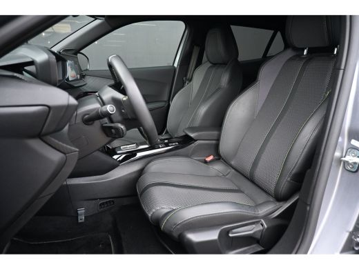 Peugeot e-2008 EV GT 54 kWh 98,1%SOH! | Warmtepomp | Drive Assist Pack | Allseason | Navigatie | Achteruitrijcam... ActivLease financial lease