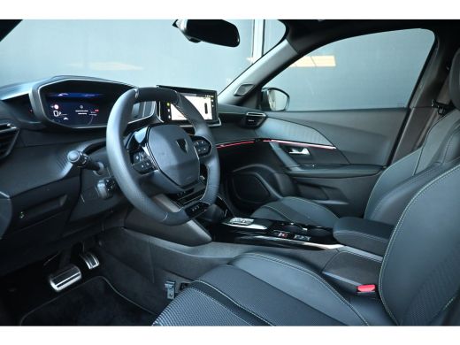 Peugeot e-2008 EV GT Avantage 54 kWh 8 Jaar Garantie! 96,4%SOH! | Vision, Navigation & Drive Assist plus Pack | ... ActivLease financial lease