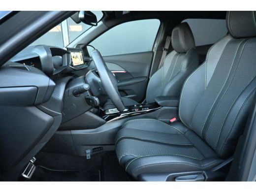 Peugeot e-2008 EV GT Avantage 54 kWh 8 Jaar Garantie! 96,4%SOH! | Vision, Navigation & Drive Assist plus Pack | ... ActivLease financial lease