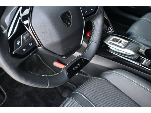 Peugeot e-2008 EV GT Avantage 54 kWh 8 Jaar Garantie! 97,1%SOH! | Vision, Navigation & Drive Assist plus Pack | ... ActivLease financial lease