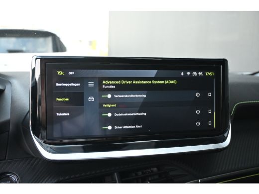 Peugeot e-2008 EV GT Avantage 54 kWh 8 Jaar Garantie! 97,1%SOH! | Vision, Navigation & Drive Assist plus Pack | ... ActivLease financial lease