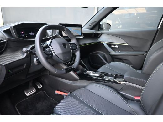 Peugeot e-2008 EV GT Avantage 54 kWh 8 Jaar Garantie! 97,1%SOH! | Vision, Navigation & Drive Assist plus Pack | ... ActivLease financial lease