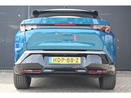 Peugeot e-3008 GT Avantage 210 73 kWh 8 Jaar Garantie! 95,8%SOH! | Schuif-/Kanteldak | Warmtepomp | FOCAL | 360 ... ActivLease financial lease