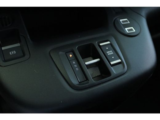Peugeot e-Partner 136 L1 50 kWh | Cruise Control | Stoel+Stuurverwarming | Betimmering | Climate Control | LED | ActivLease financial lease
