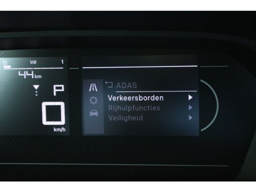 Peugeot e-Partner 136 L1 50 kWh | Cruise Control | Stoel+Stuurverwarming | Betimmering | Climate Control | LED | ActivLease financial lease