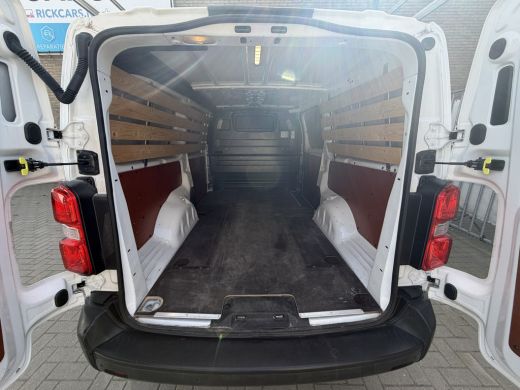 Peugeot Expert 2.0 BlueHDI 120PK Euro 6 Long Premium CarPlay/cruise control/pdc ActivLease financial lease