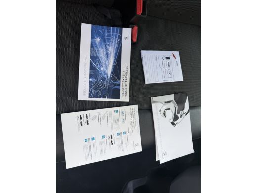 Peugeot Expert 2.0 BlueHDI 120PK Euro 6 Long Premium CarPlay/cruise control/pdc ActivLease financial lease