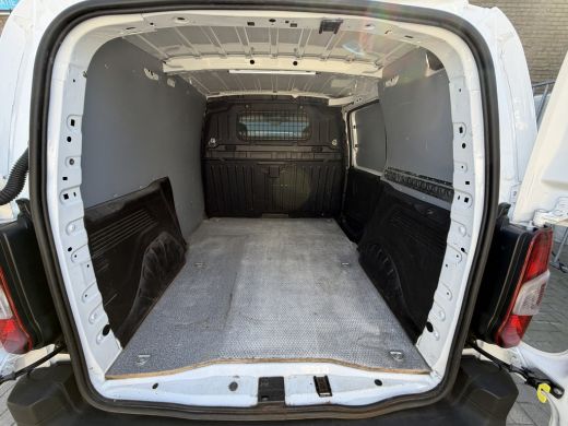 Peugeot Partner 1.5 BlueHDI 102 PK Euro 6 Premium CarPlay/cruise control/PDC ActivLease financial lease