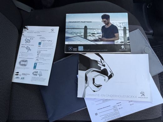 Peugeot Partner 1.5 BlueHDI 102 PK Euro 6 Premium CarPlay/cruise control/PDC ActivLease financial lease