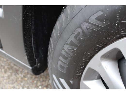 Peugeot Rifter 1.2 Puretech Allure | Navigatie | Camera | All season | Parkeersensoren voor + achter | Apple car... ActivLease financial lease