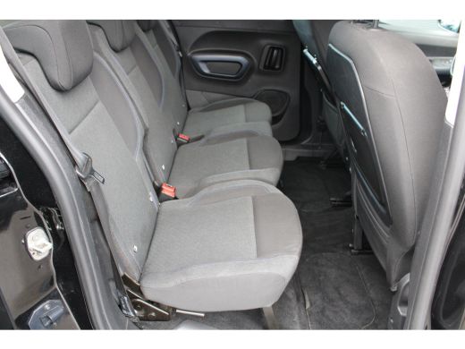 Peugeot Rifter 1.2 Puretech Allure | Navigatie | Camera | All season | Parkeersensoren voor + achter | Apple car... ActivLease financial lease