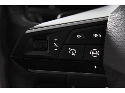 Seat Leon Sportstourer *1ste Eigenaar*Camera*Navigatie*Carplay* ActivLease financial lease