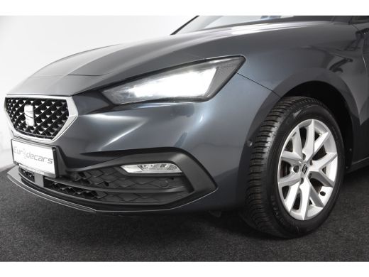 Seat Leon Sportstourer *1ste Eigenaar*Camera*Navigatie*Carplay* ActivLease financial lease