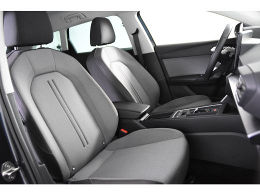 Seat Leon Sportstourer *1ste Eigenaar*Camera*Navigatie*Carplay* ActivLease financial lease