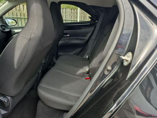 Toyota Aygo 1.0 VVT-i MT first | Apple CarPlay/Android auto | Achteruitrijcamera | Climate control ActivLease financial lease