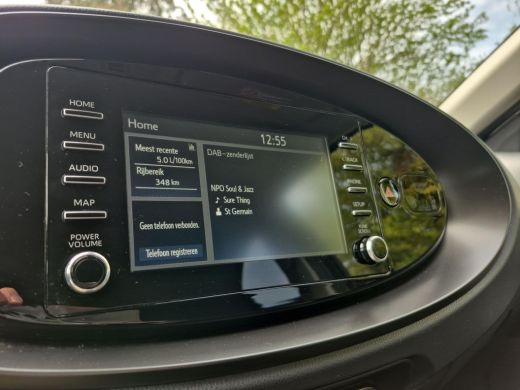 Toyota Aygo 1.0 VVT-i MT first | Apple CarPlay/Android auto | Achteruitrijcamera | Climate control ActivLease financial lease