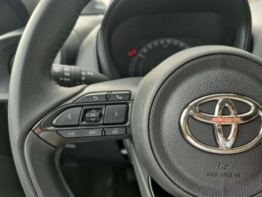 Toyota Aygo 1.0 VVT-i MT first | Apple CarPlay/Android auto | Achteruitrijcamera | Climate control ActivLease financial lease