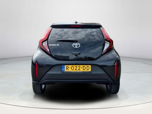 Toyota Aygo 1.0 VVT-i MT first | Apple CarPlay/Android auto | Achteruitrijcamera | Climate control ActivLease financial lease