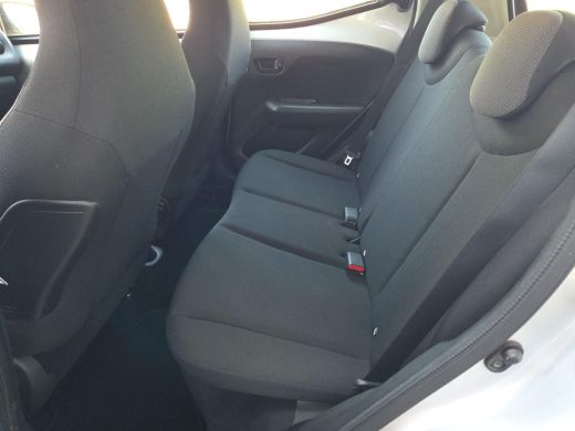 Toyota Aygo 1.0 VVT-i x-fun | Airco | Bluetooth | Rijklaar incl. garantie | ActivLease financial lease