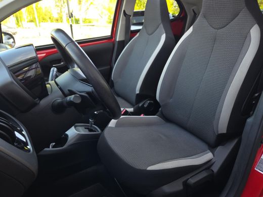 Toyota Aygo 1.0 VVT-i x-joy cabrio | Apple CarPlay | Clima | Rijklaar incl. garantie | ActivLease financial lease