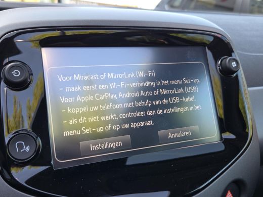 Toyota Aygo 1.0 VVT-i x-joy cabrio | Apple CarPlay | Clima | Rijklaar incl. garantie | ActivLease financial lease