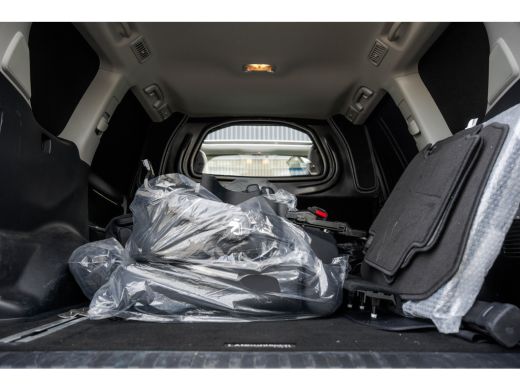 Toyota Land Cruiser 2.8D-4D | 204 PK | 4X4 | Vol Opties | Automaat | Luchtvering | 360&deg; camera | Adapt.Cruise | Stoel... ActivLease financial lease