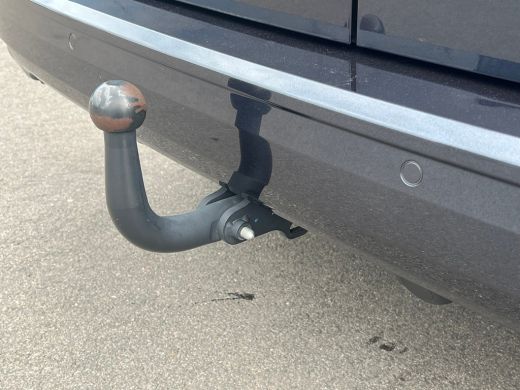 Volkswagen Caddy 75- Edition | DSG 122 PK | Leder | Led | Stoelverwarming | Adaptive Cruise | Trekhaak ActivLease financial lease