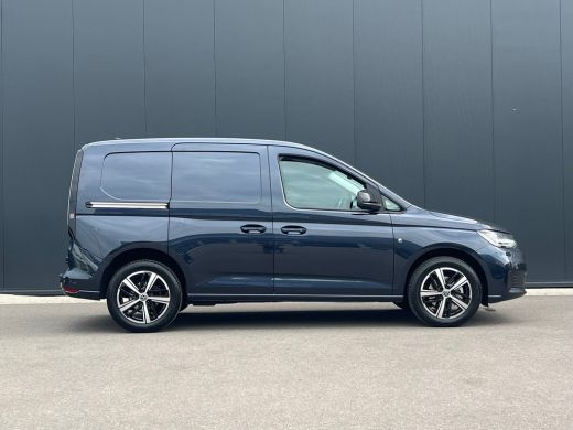 Volkswagen Caddy 75- Edition | DSG 122 PK | Leder | Led | Stoelverwarming | Adaptive Cruise | Trekhaak ActivLease financial lease