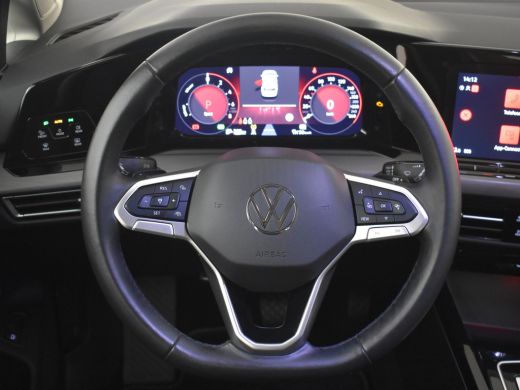 Volkswagen Golf Style eHybrid 204Pk DSG/AUTO | Achteruitrijcamera | Navigatie | Apple carplay Android auto | Crui... ActivLease financial lease