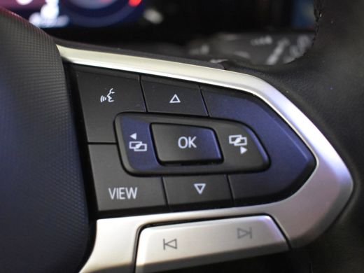 Volkswagen Golf Style eHybrid 204Pk DSG/AUTO | Achteruitrijcamera | Navigatie | Apple carplay Android auto | Crui... ActivLease financial lease