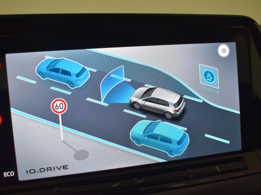 Volkswagen Golf Style eHybrid 204Pk DSG/AUTO | Achteruitrijcamera | Navigatie | Apple carplay Android auto | Crui... ActivLease financial lease