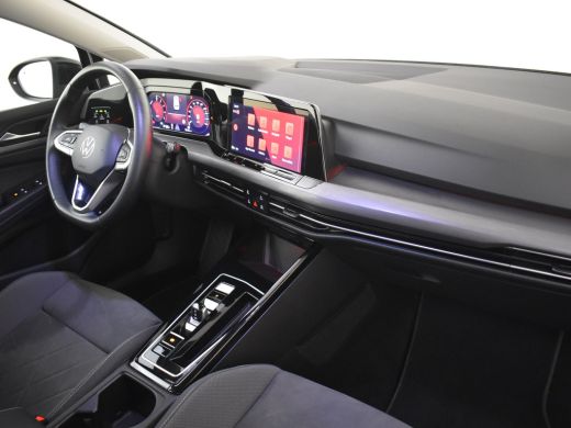 Volkswagen Golf Style eHybrid 204Pk DSG/AUTO | Achteruitrijcamera | Navigatie | Apple carplay Android auto | Crui... ActivLease financial lease